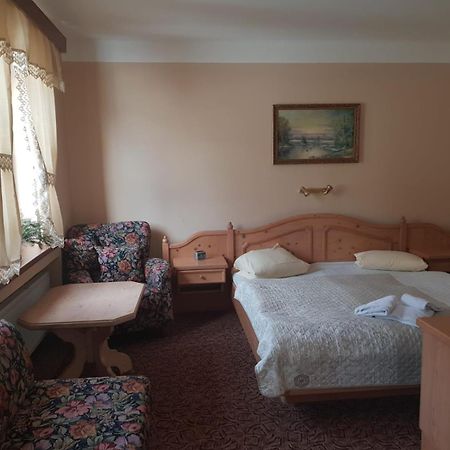 Hotel Pam Jáchymov Oda fotoğraf